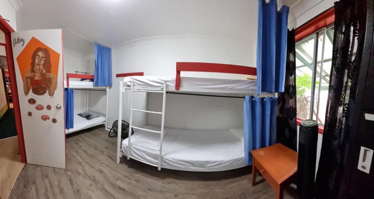 Beachside Backpackers พอร์ตแมคควอรี ภายนอก รูปภาพ